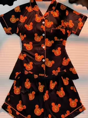 Pumpkin Print Pajama Set is perfect for cozy moments at home!🥰🥹👻🎃#halloween #pajamas #partywear #pumpkin #tiktokshopsummersale