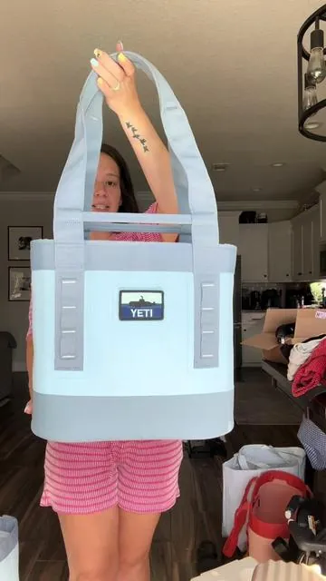 The YETI Camino 20 Carryall Tote Bag is the perfect everyday tote for busy moms. It’s durable, easy to clean, and just the right size for snacks, water bottles, extra clothes, sunscreen, and all your daily essentials. It also makes an amazing personal item for flights, keeping everything you need within easy reach from takeoff to landing ✈️👜✨ #yeti #camino20 #mombag #TikTokShopCreatorPicks #SummerWins 