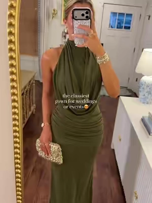 It is SO regal😍 perfect for a formal event or wedding or military ball- and SOOOO classy!🤍 wearing size M and I’m 5’9! #fallfashion #weddingguestdress #classyfashion #designerinspired #formaldress