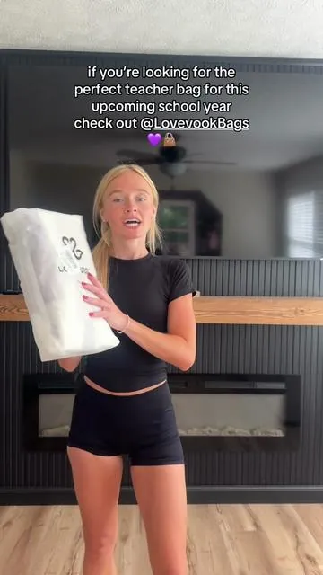 @Lovevook Bags is my go to for teacher bags 👜🥰💜📝  #totebag #teachersoftiktok #education #teacherbag #lovevook 
