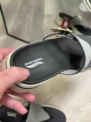 #skechers 