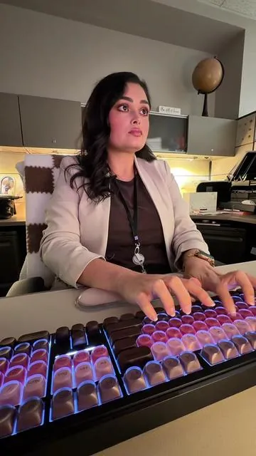 15 seconds of keyboard therapy. 💄⌨️ The FURYCUBE IP108 Pro in the Lipstick colorway is one of those keyboards that’s just as satisfying to type on as it is to look at. I love how bouncy the keys feel, the colorways are always so fun, and the quality is incredible for the price. If you’ve been following along, you’ve probably seen a few FURYCUBE keyboards on my desk by now. Which one has been your favorite so far? 💕 #KeyboardTherapy #FURYCUBE #DeskSetup #KeyboardTok #TypingASMR 