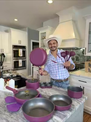 Estas son las cacerolas que te quedarán bellas en tu cocina vienen 21 piezas y trae hasta cucharones 