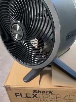 Your own personal cordless tabletop fan #tabletopfan #sharkfan #fan #portablefan #tiktokshopcreatorpicks 