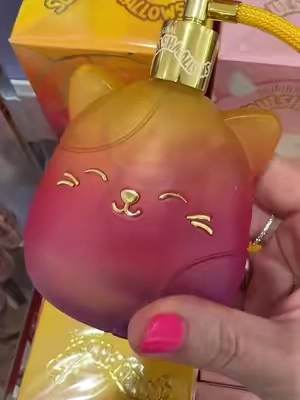 Whisked Away Tropical Sunset Limited Edition by Squishmallows is a 2026 fragrance built around tropical fruit, creamy floral notes, and beach-inspired woods and musks. The composition opens with passionfruit mousse, juicy tangelo, and papaya milk, develops through beach jasmine, banana blossom, and sea grass, and settles into driftwood, sugarcane, creamy musks, and a Squishmallows accord.