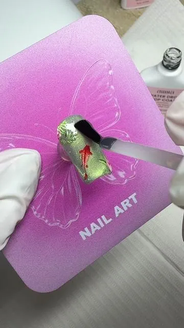 A faster and easier way to do water drops 💦 nail art 🖼️ @AILLSA  #nailart #nailtutorial #waterdrop #summervibe #aillsa 