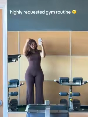 i don’t really like making gym content bc it really is different for EVERYONE. literally just start and stay consistent, focus on eating whole foods, progressive overload, time under tension. also don’t underestimate back extensions for the shelf and step ups for the bottom glutes #gymgirls #gymroutine #workoutroutine #coralcanton 
