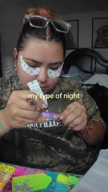 ft. My @Tower 28 Beauty concealer 🔁💜 #jihleeuhn #bedazzling 