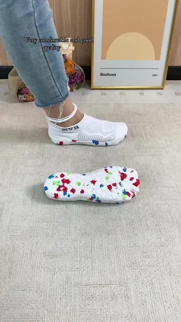 Very comfortable and good quality 🤍👍🏻#DealsForYouDays #SummerWins #Spotlightfinds #watershoes #beachshoes 