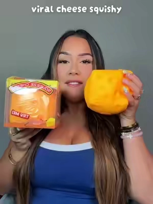 I loveeee #cheesesquishy #squishy #dealsforyoudays #tiktokshopcreatorpicks #kidstok 