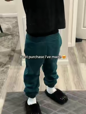 👆Get Your sweats Here 👆 #fyp #fashion #comfrt #creatorsearchinsights #foryoupage 