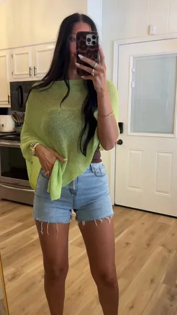 LOVING this color this summer 