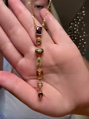 This necklace and a v cut top >> #lariatnecklace #lariat #chakras #summernecklace #colorfuljewelry 