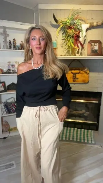 @Fisoew Sports #tiktokshopcreatorpicks #womensfashion #crop #fallfashion 