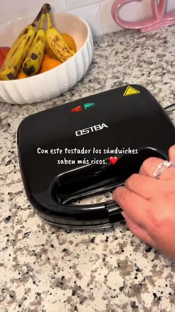 #sandwichtoaster #sandwichmaking #grilledcheesemaker #sandwichmakers 