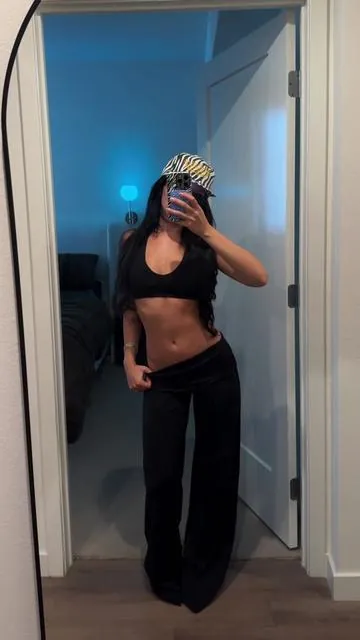 little top + pants supremacy🙂‍↕️ #matchingset #loungewear #OOTD 