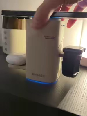 Perfect charging station for nightstands & desks, ultra fast charging speed! #worldcup2026  #tiktokmademebuyit  #WeeklyDeals  #WirelessCharger  #shopnow 