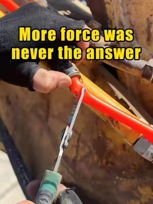 Push to connect fittings. Press the release ring. Hose pops right off. No damage. #AirHosePliers #QuickDisconnect #PushToConnect #pneumatic #garagetools
