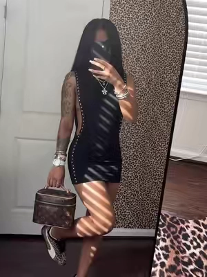 Fine shiiii 😻😻😻 #fyp #blackdress #cluboutfit #outfitinspo #LLB 