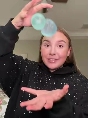 #coconutoilstressball #coconutoilsquishy #squishyreview 