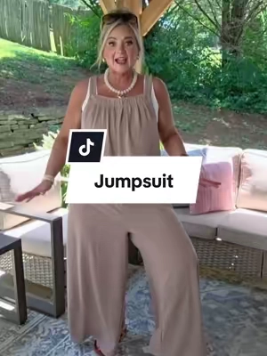 You want to be comfy,cool,and look cute...this jumpsuit is perfect! @lepunuo_official #jumpsuit #overalls #cuteoutfits #midsizefashion #CapCut 