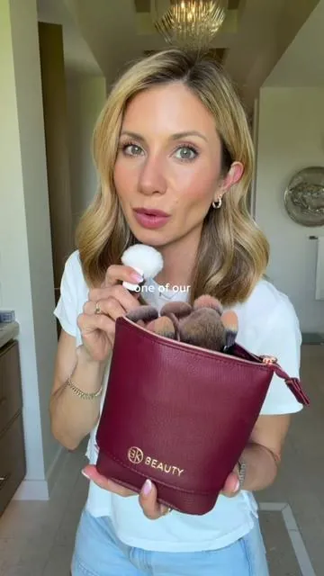 She's live! @BK Beauty Brushes 