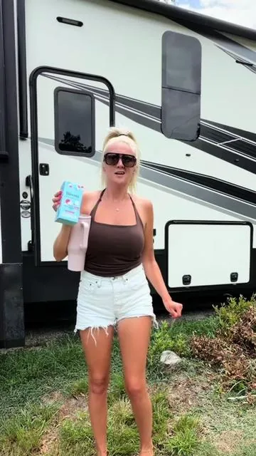 Camper tour 🚐 #bloompartner @Bloom Nutrition 