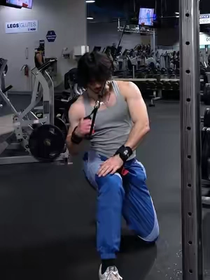Yiu don't have to setup nothing. Just snap and tap. #gym #sbl #tnf 