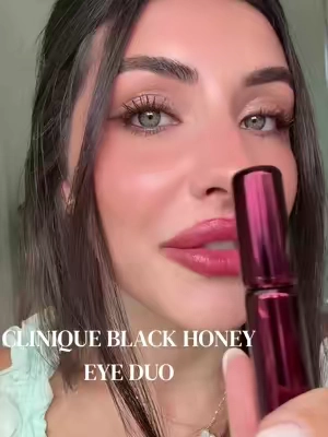 the best duo to make your eyes pop like crazy 🍯🖤 @Clinique @Clinique Store #clinique #BlackHoney #colortheory #greeneyes #tiktokshopcreatorpicks 