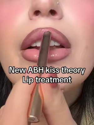 Anastasia Beverly Hills drops their new kiss theory lip balm lip treatments and they are brilliant! @Anastasia Beverly Hills #anastasiabeverlyhills #liptreatment #lipbalm #kisstheoryliptreatment 