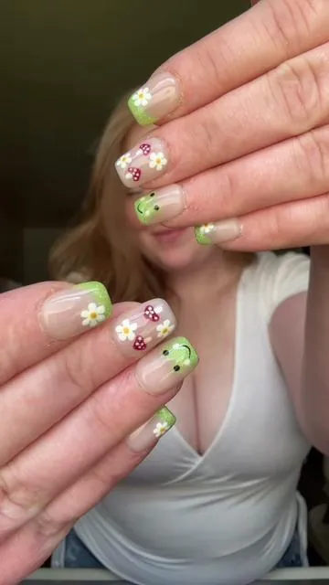 These little froggies were soooooo cute! I got tons of compliments on these 😌🩷🐸#pressonnails #pressons #nailsartvideos #pressonsets #fyp 