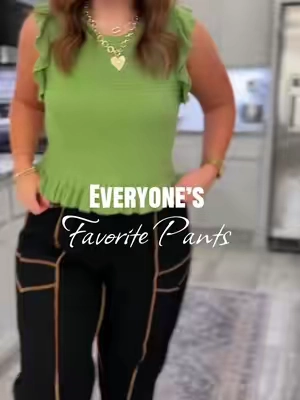 Our favorite two pairs of pants made into one! Love this linen blend of our favorite style of pants! @UEU #palazzopants #linenpants #summerpants #falloutfitinspo #falldealsforyou 
