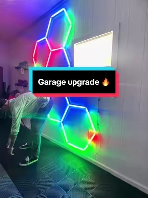 Rgb hexagon lights for your garage 🔥 #autodetailing #cardetailing #garagegoals #detailersoftiktok #foryoupage 