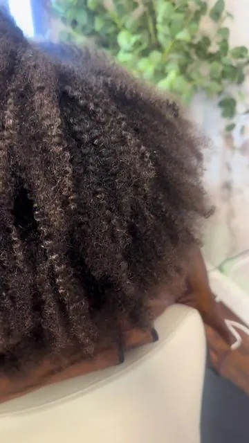 Stocking up on my Miche in this humid weather ❤️ #washngo #curlyhair #naturalhair 