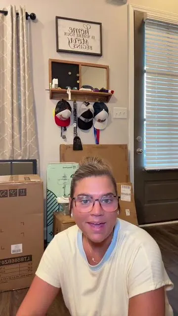 Come unbox my latest TikTok Shop sample haul with me! 🛍️ #shopping #tiktokshop #samplehaul #tiktokmademebuyit #fyp 