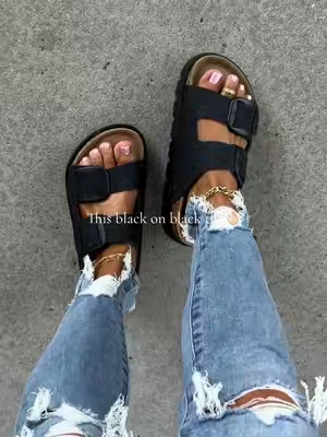 @Project Cloud Shoes just did a mini restock in the Chunky Greece Platform Sandals #projectcloud #platformsandals #lookalike #affordablesandals 