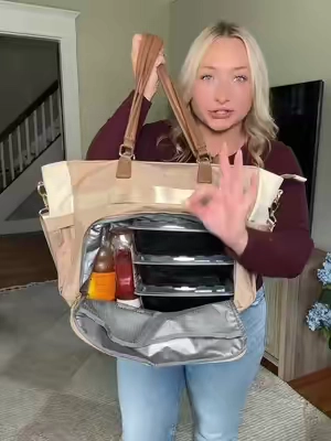 why bring 2 bags when you can take 1?! #laptopbag #workbag #lunchbag #lunchbox 