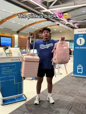#luggage #luggageset #airportlife 