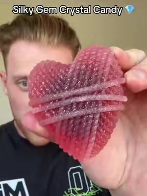 That CRUNCH #silkygemcrystalcandy #silkygem #crystalcandy #crystalcandies #snacks 
