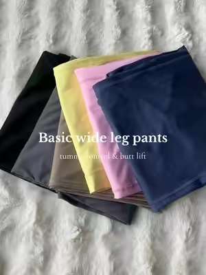 Omg! I never expected such a good quality at this price!#sportwear #yogawear #gymwear #fpy #activewear #seamless #longpants #pants #trousers #wideleg 
