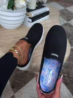 Skechers Hands Free Slip-ins GO WALK Arch Fit Walking Shoes for All-Day Comfort #Skechers #TikTokShopCreatorPicks #SkechersSlipIns #ArchFit #WalkingShoes 