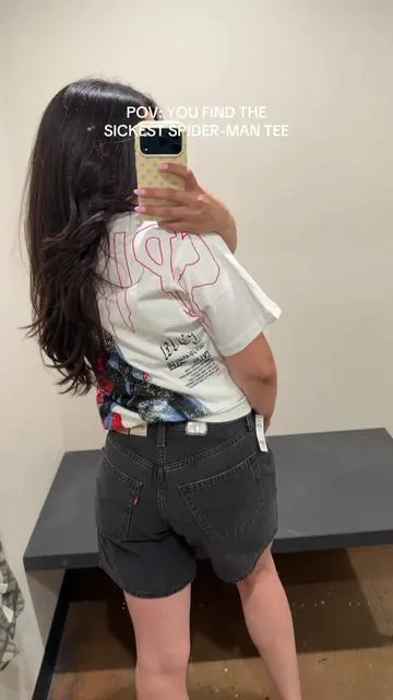 For reference I’m wearing a size small 🫶🏻🕷️ #spiderman #spidermanmovie #tillys 