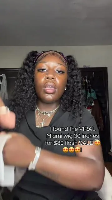 THIS HAIR IS SOOOO TEAAAA YALL BETTER CATCH WHIKE ITS ON SLAE 😩😩😩🙂‍↕️ #wiginfluencer #deepwave #wigstyling #wigtutorial #wighair 