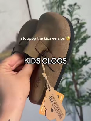 @Project Cloud Shoes so stinking cute!! #clogs #fallshoes #comfyshoes #kidsclothes 