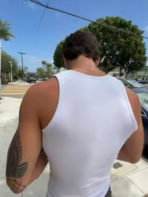 bro rlly tried to gatekeep😪 #haus #GymTok #mensfashion 