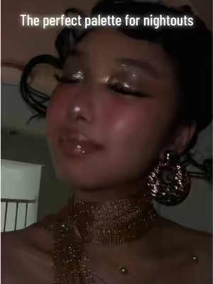 🪩💃#glitter #glitterislife #ourbella #glitterpalette #glitteraesthetic 