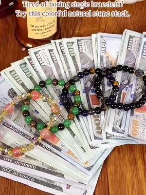 Got this money bracelet for you 💸💰💰#SummerVibes #summervibe #moneybracelet #crystaltok #fashiontiktok 