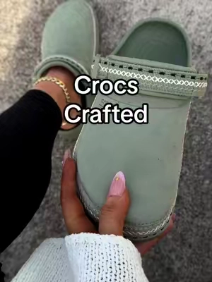 Crocs crafted clogs for fall 🖤✨🤎🍂 #crocs #crocscrafted #crocscraftedclog #crocssuperbrandday #tiktokshopcreatorpicks @Crocs 