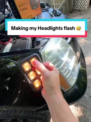 How to make your headlights and or Fog lights Strobe together! Off road use only #auxbeam #switchpanel #truckaccesories #offroadaccessories #tiktokshopsummerturnup 