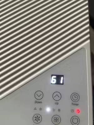 #ZAFRO #PortableAC #AirConditioner #HomeCooling #SummerVibes